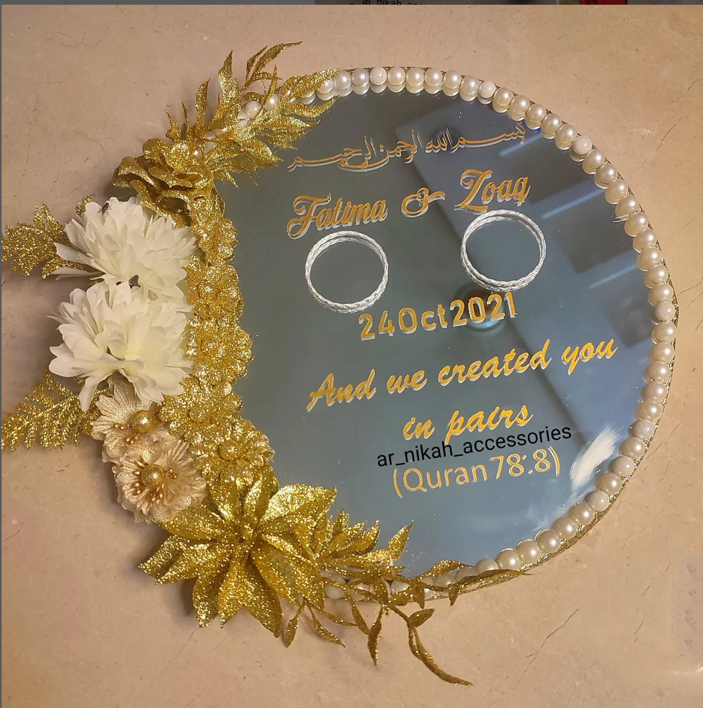 Gold way platter
